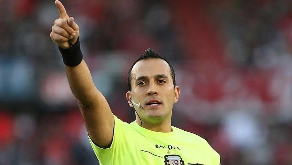 ÁRBITRO CONFIRMADO PARA RECIBIR A ARSENAL