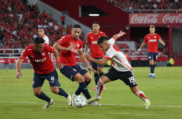 Echeverri vs Independiente 