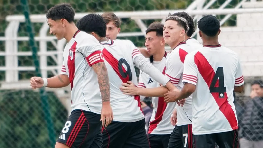 Festejo gol inferiores River plate Goytia (Foto: River Plate)