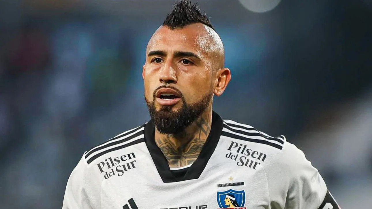 Arturo Vidal Colo-Colo Chile