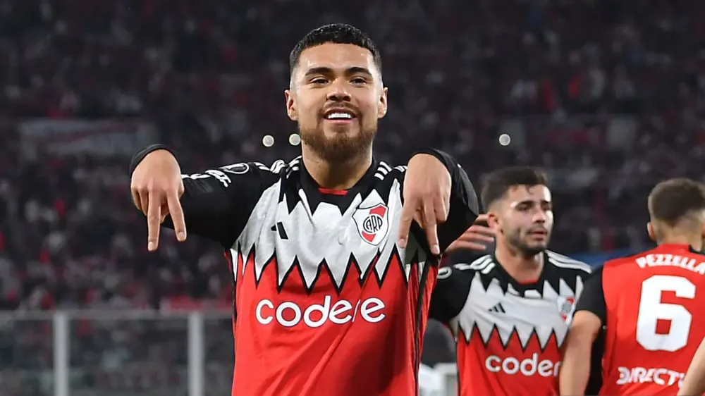 Paulo Díaz festejo gol River Talleres