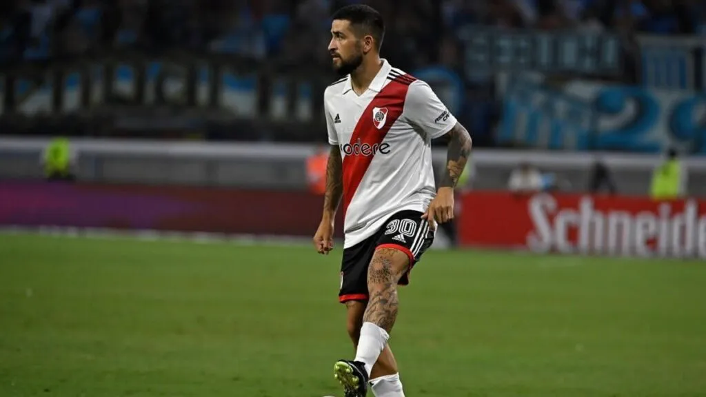 Vélez, otro interesado en Elías Gómez