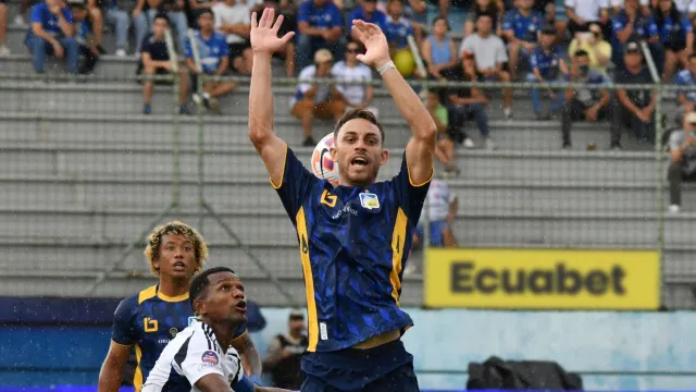 Nahuel Gallardo Delfín Ecuador