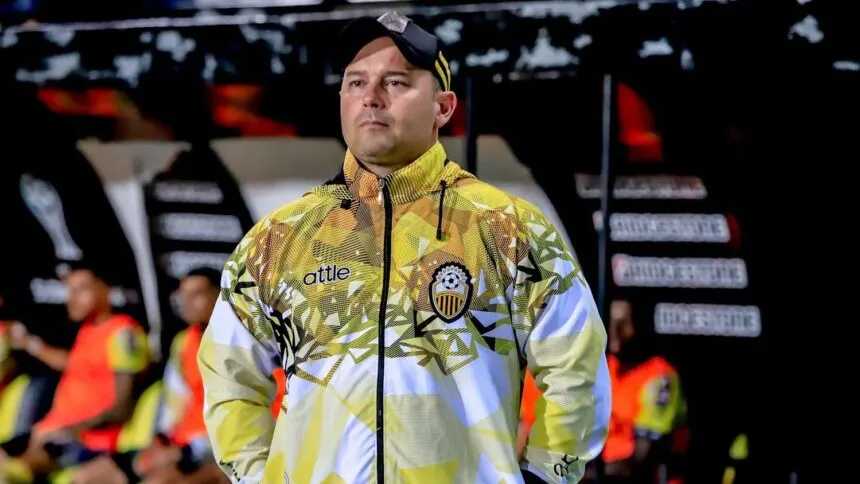 Eduardo Saragó DT Deportivo Táchira