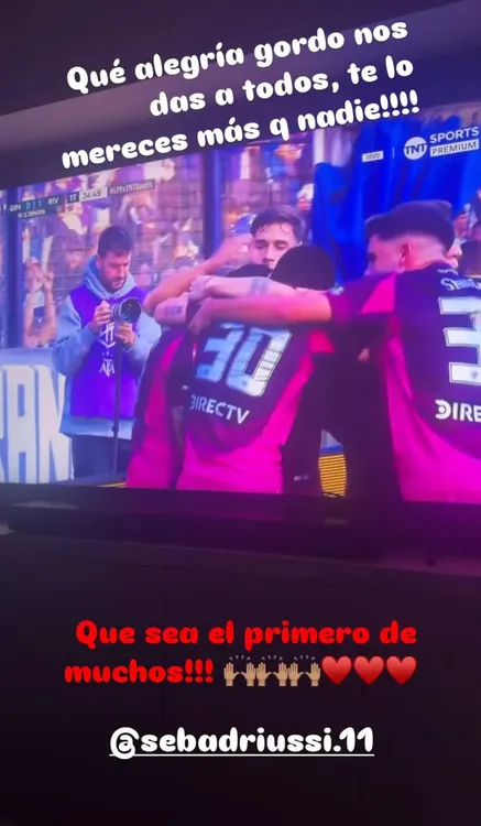 Rodrigo Mora festejando el gol de Seba Driussi