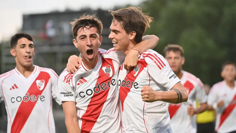 Giorgio Costantini festejo gol Bautista Dadín Reserva River (Foto: River Plate)