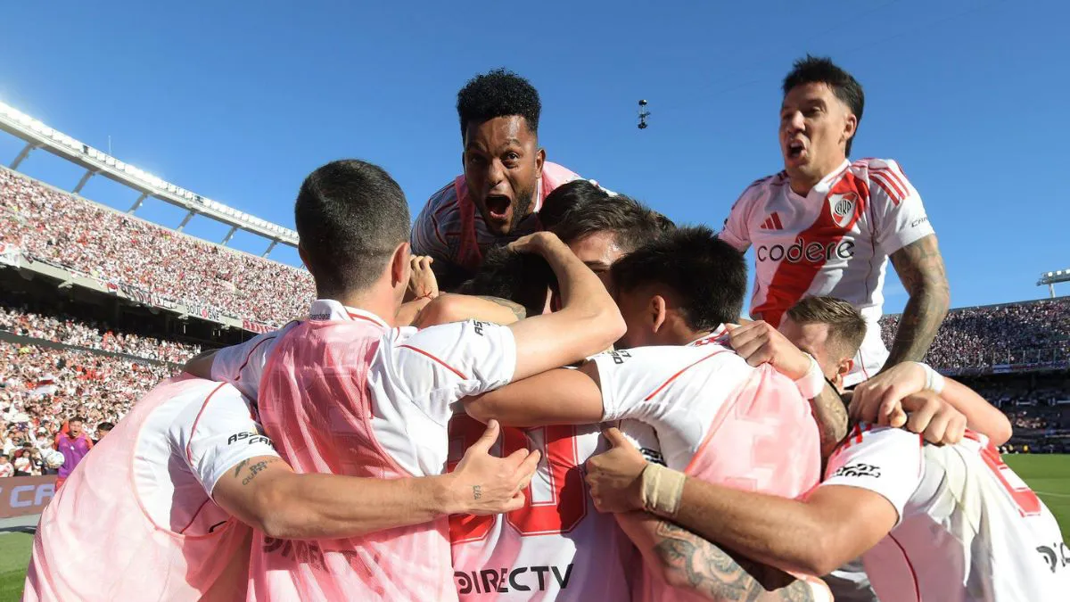 Festejo de gol River vs. Boca