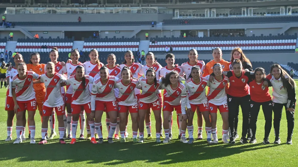 Equipo Femenino River Monumental  (Foto: River Plate)