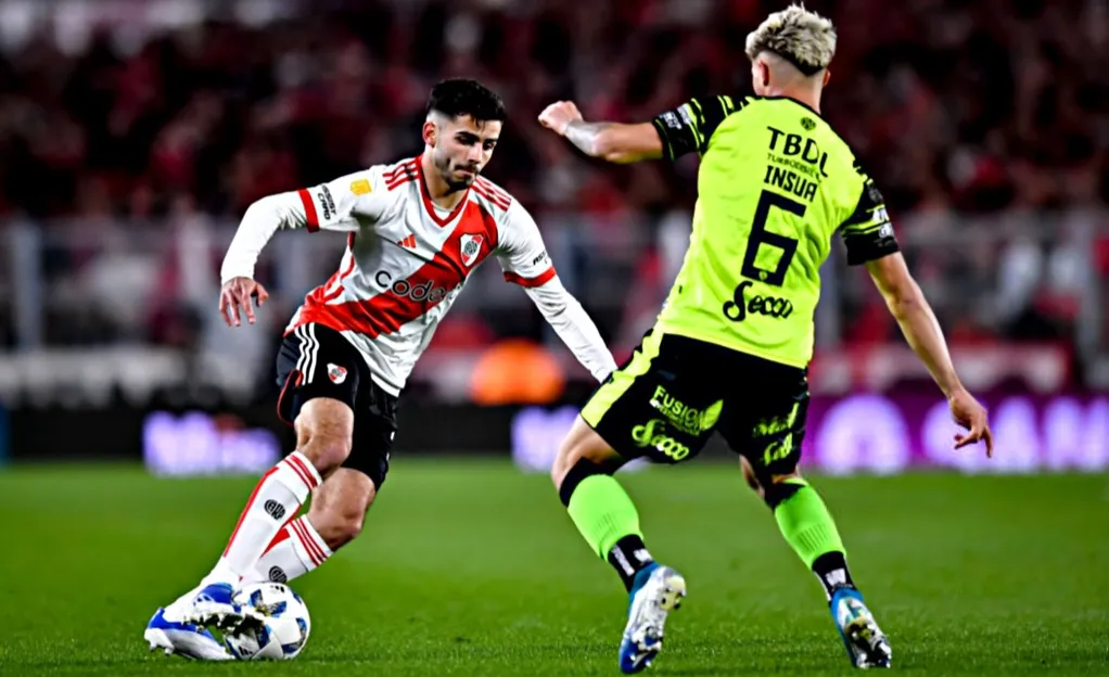 River goleó a lo guapo a Barracas Central de local