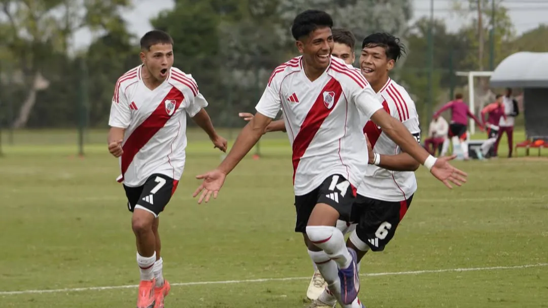 Inferiores River festejo gol