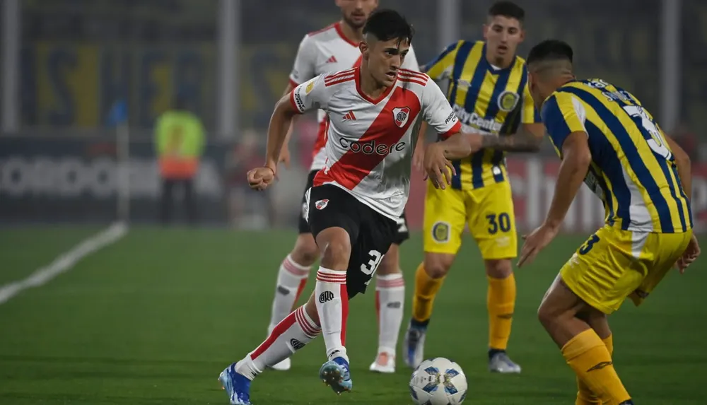 Pablo Solari River Rosario Central Copa Liga 2023 (Foto: Getty Images)