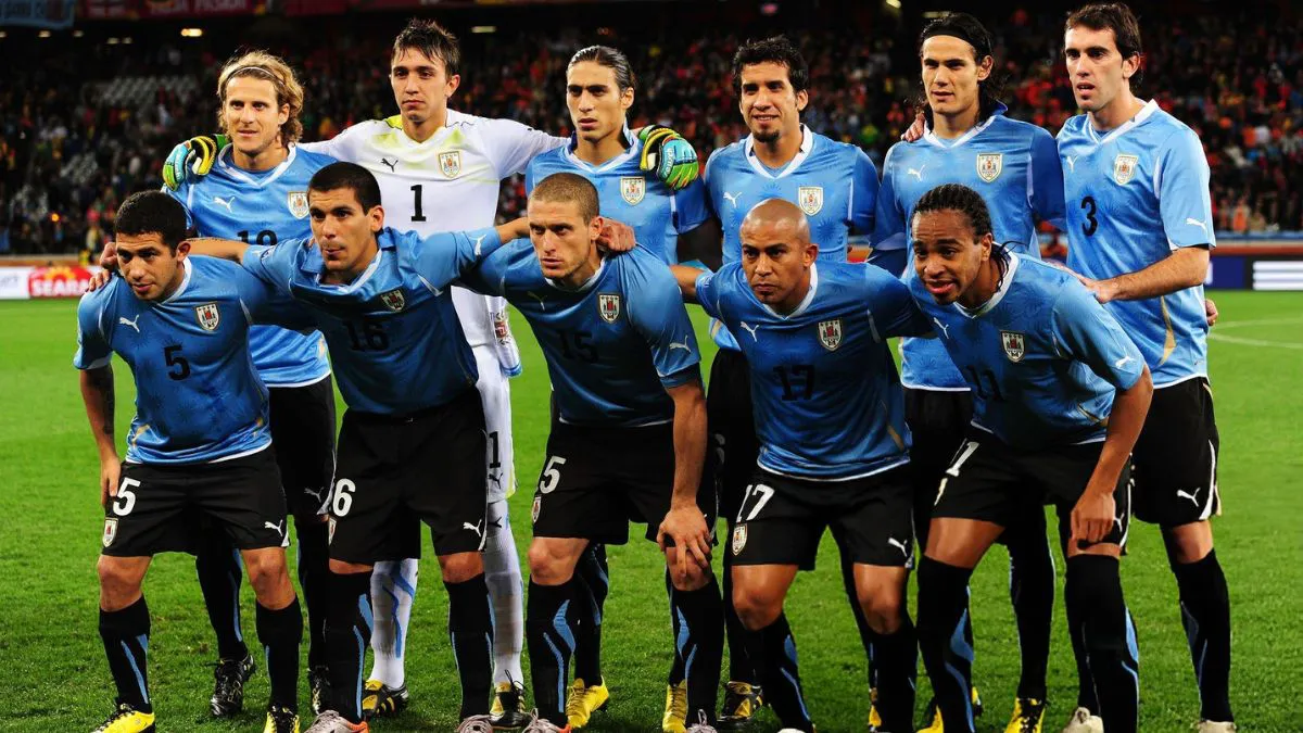 Fue semifinalista con Uruguay en 2010 y casi llega a River