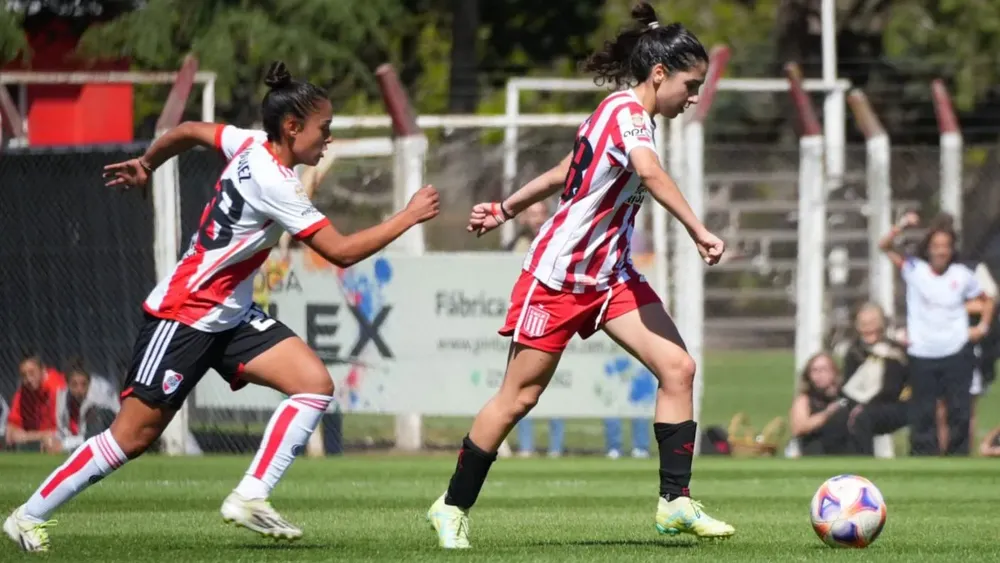 Femenino de River con Estudiantes de La Plata (Foto: Estudiantes de La Plata)