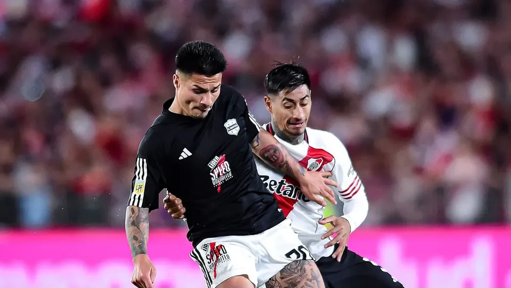 Juan Portillo River Deportivo Riestra Clausura 2025