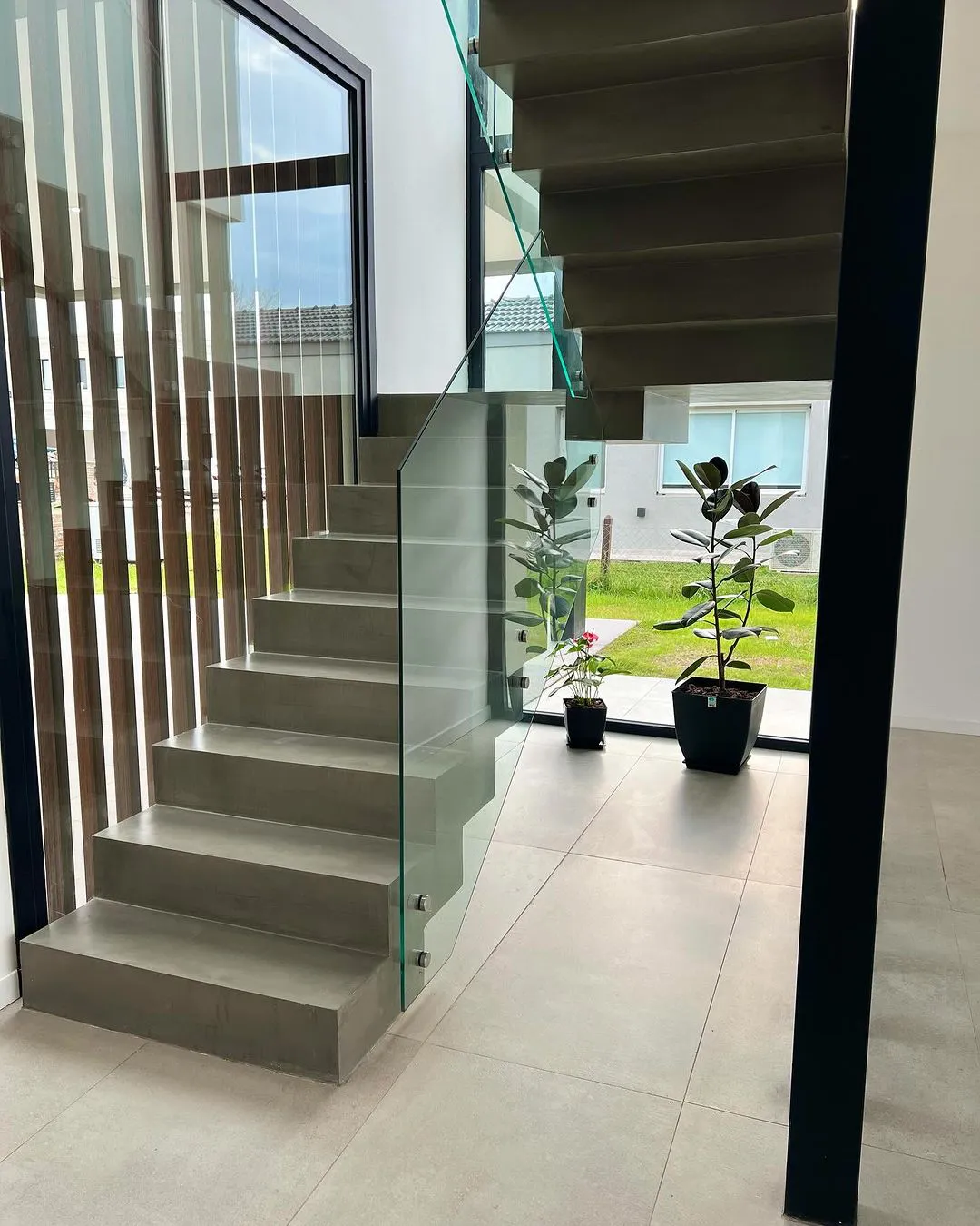 Interior casa regalo hermana Montiel