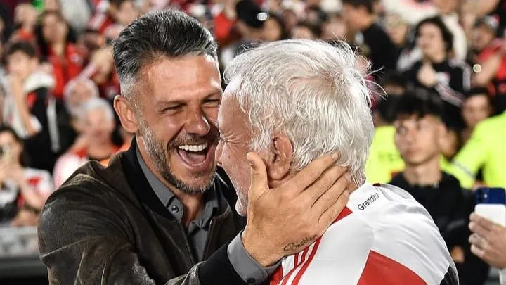 Martín Demichelis presente Senior de River Monumental (Foto: River Plate)