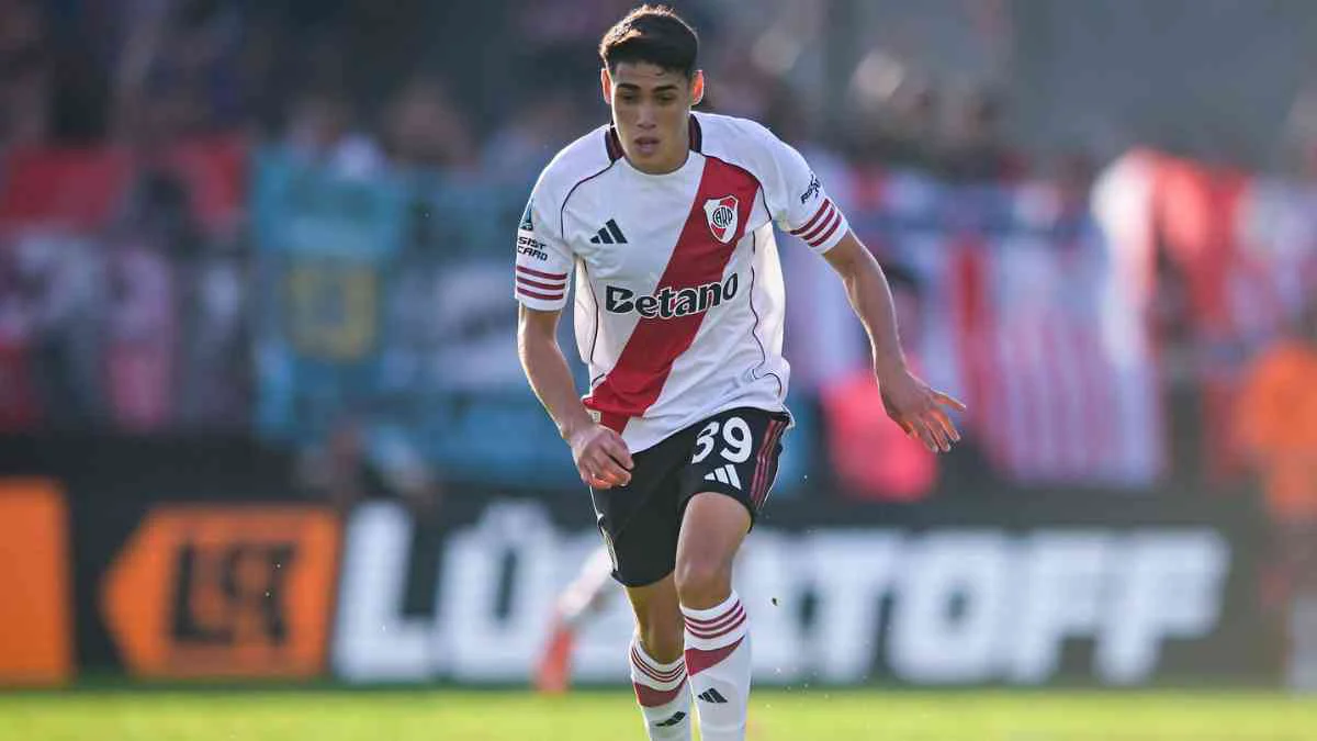 lencina-deja-river-prestamo