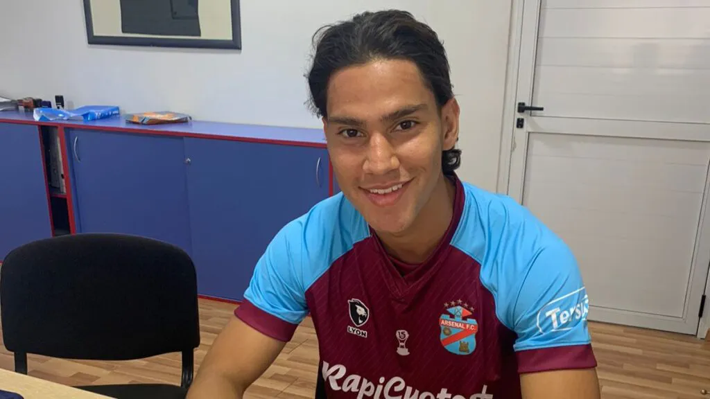 Flabián Londoño Bedoya firmó con Arsenal