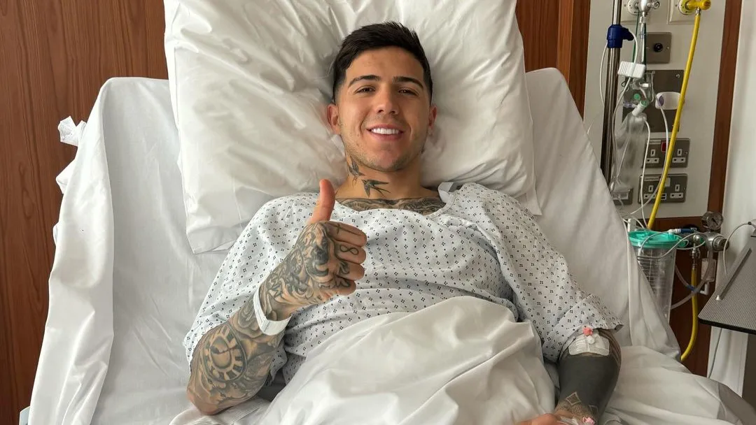 Operación Enzo Fernández hernia inguinal