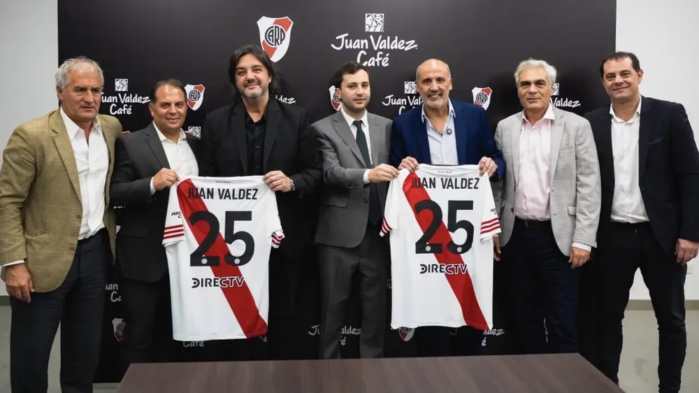 Sponsor Juan Valdez Café River