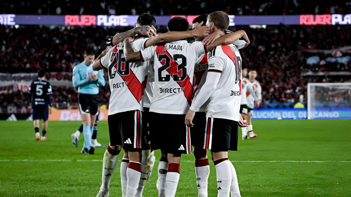 FOTO PORTADA RIVER - 2026-09-26T152654.590