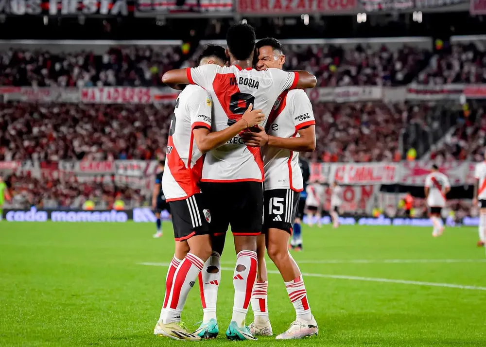 1x1 River Independiente Rivadavia