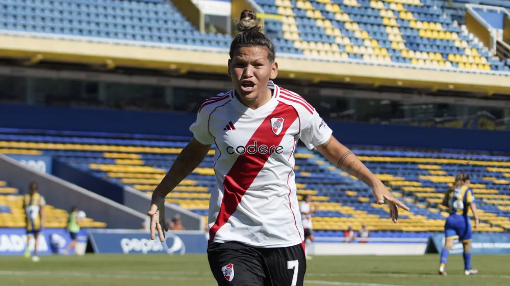 Kimberlyn Campos Femenino River festejo gol