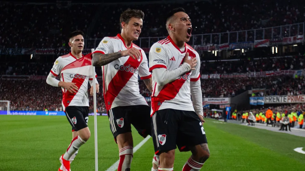 Festejo gol Barco River Monumental (Foto: Baires)