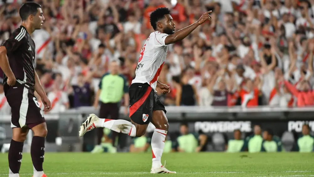 Miguel Ángel borja River Plate selección México Monumental