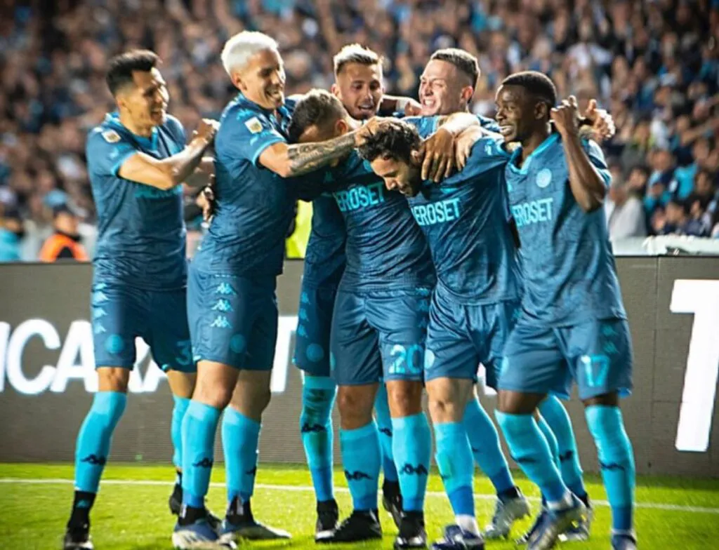 El ex Racing que se candidatea como refuerzo: “River sería mi primera opción”