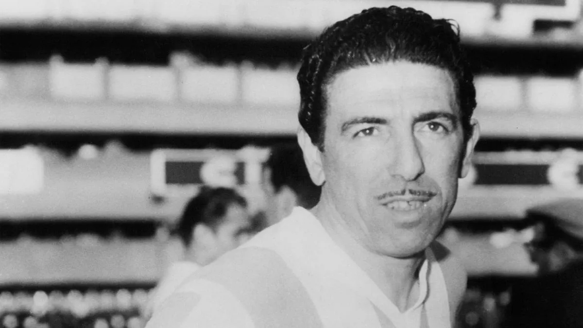 Labruna, máximo goleador de la historia del fútbol argentino