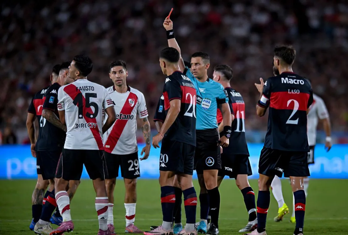 Fausto Vera expulsión Torneo Apertura
