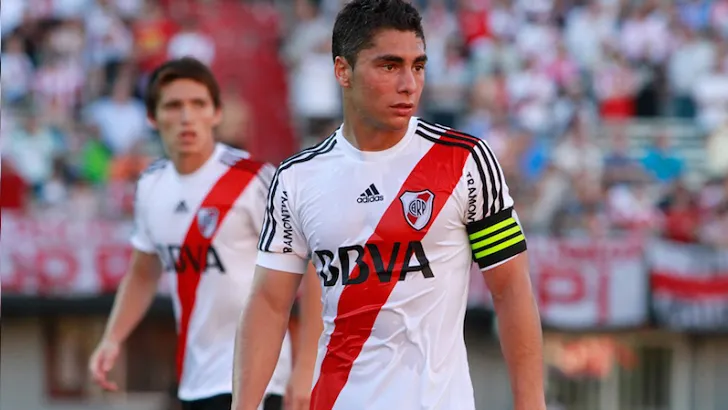 Estudiantes de Buenos Aires quiere a Cirigliano