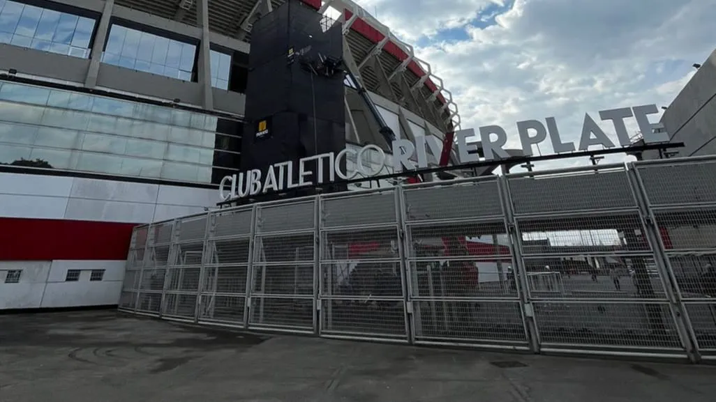 Puerta Club Atlético River Plate (Foto: RMG)