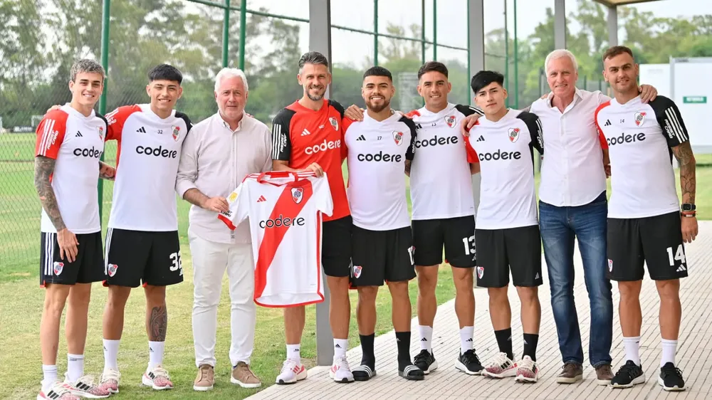 Renovación jugadores River
