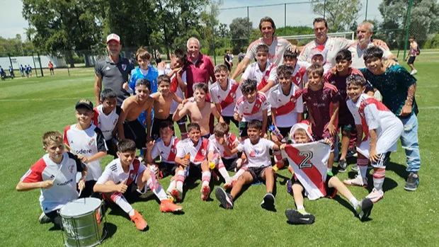 Infantiles River campeones (Foto: River Plate)