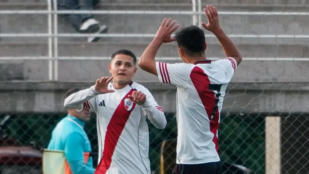 Equipo festejo gol inferiores River (Foto: River Plate)