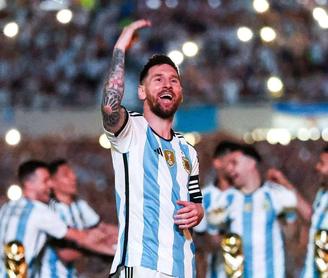 Messi Más Monumental