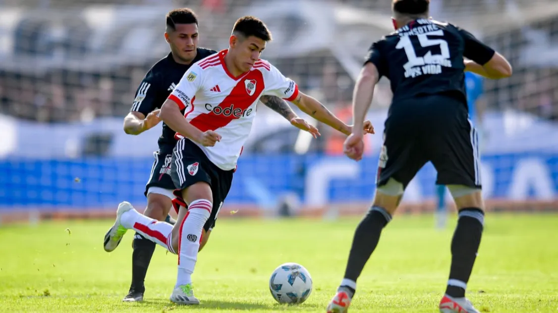 Claudio Echeverri River Riestra