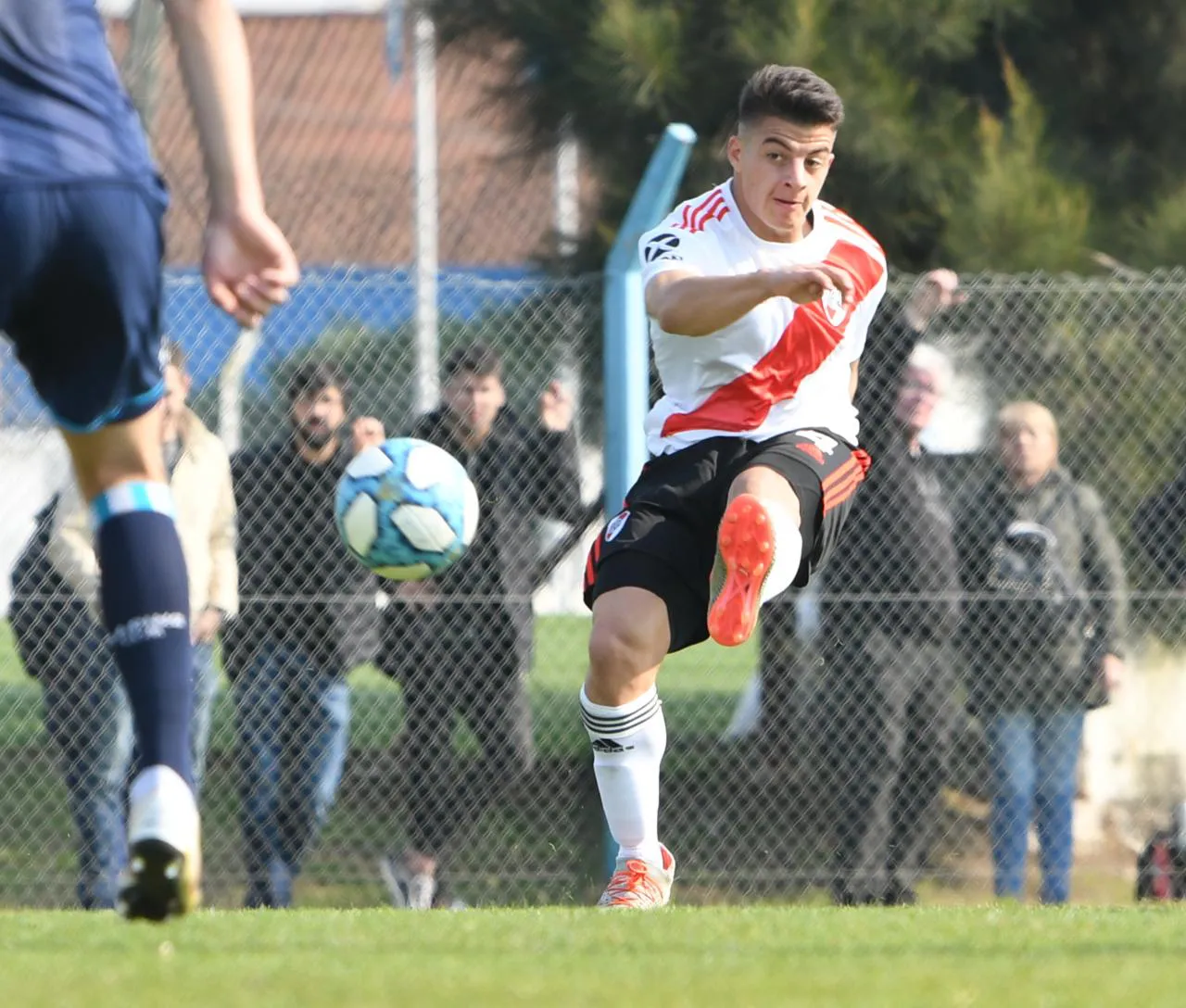 elias-lopez-rescinde-contrato-river