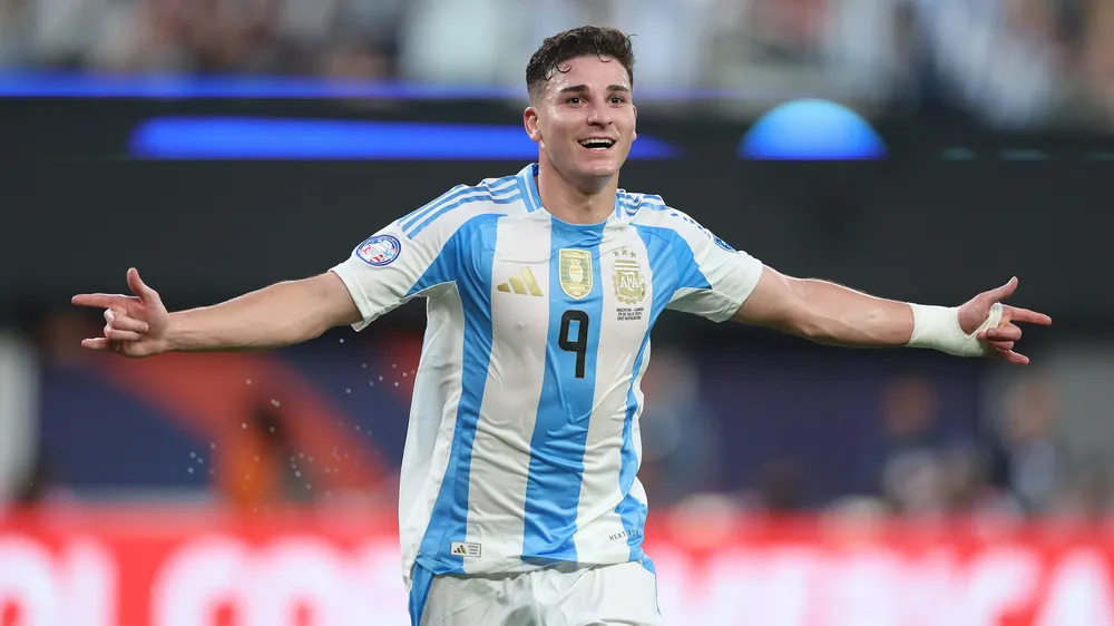 Julián Álvarez Araña selección Argentina