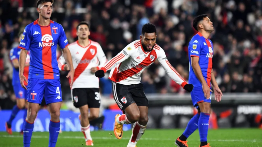 Miguel Ángel Borja goleador River Tigre