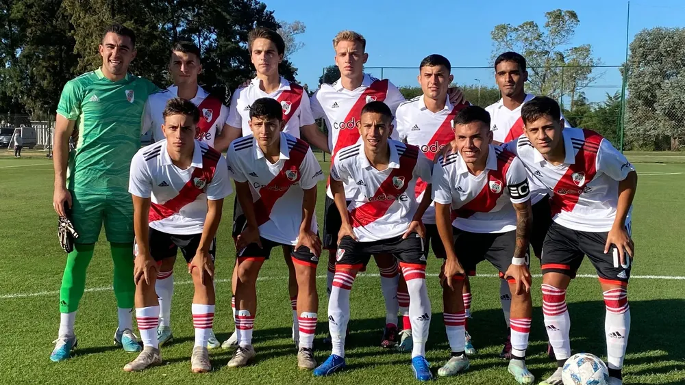 Juveniles formativas River Cuarta División (Foto: River Club)