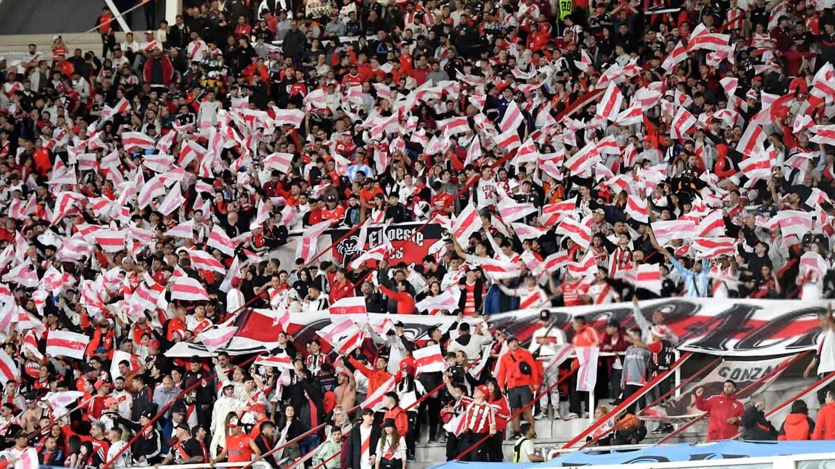 Hinchas River Talleres Córdoba Mario Alberto Kempes Libertadores (Foto: Getty)