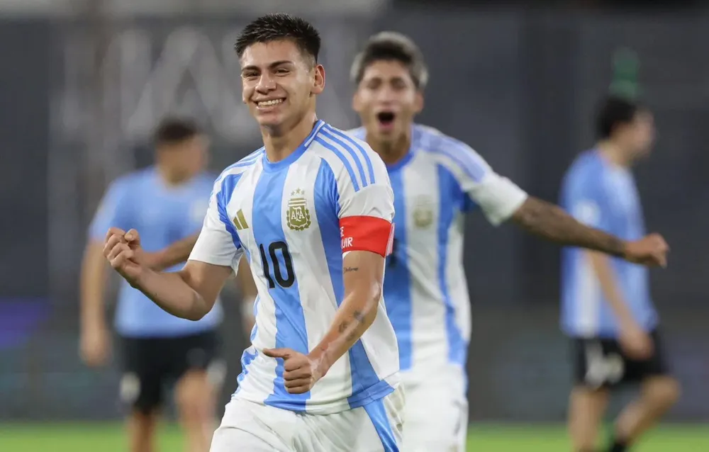 Claudio Echeverri Selección sub-20