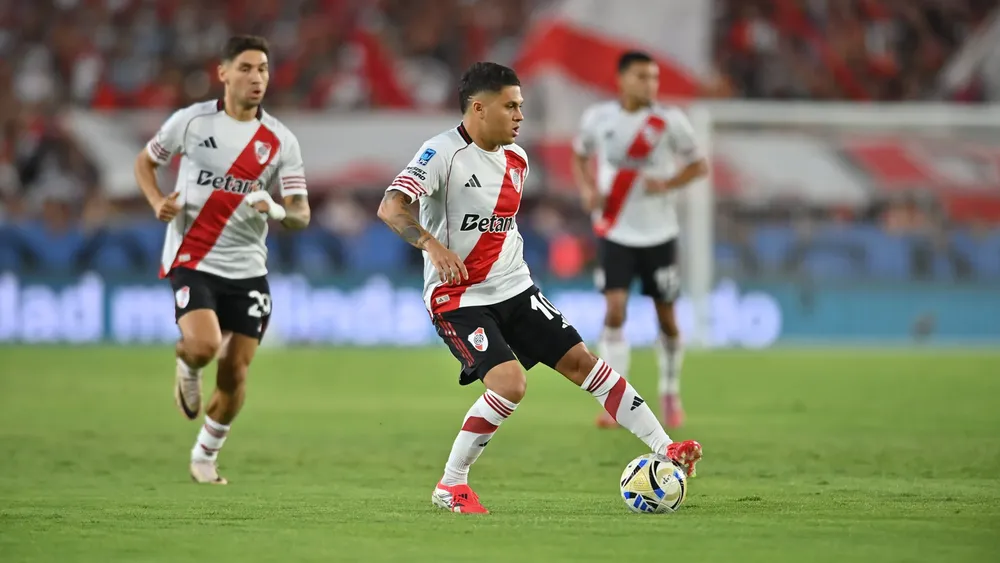 Juan Fernando Quintero River 