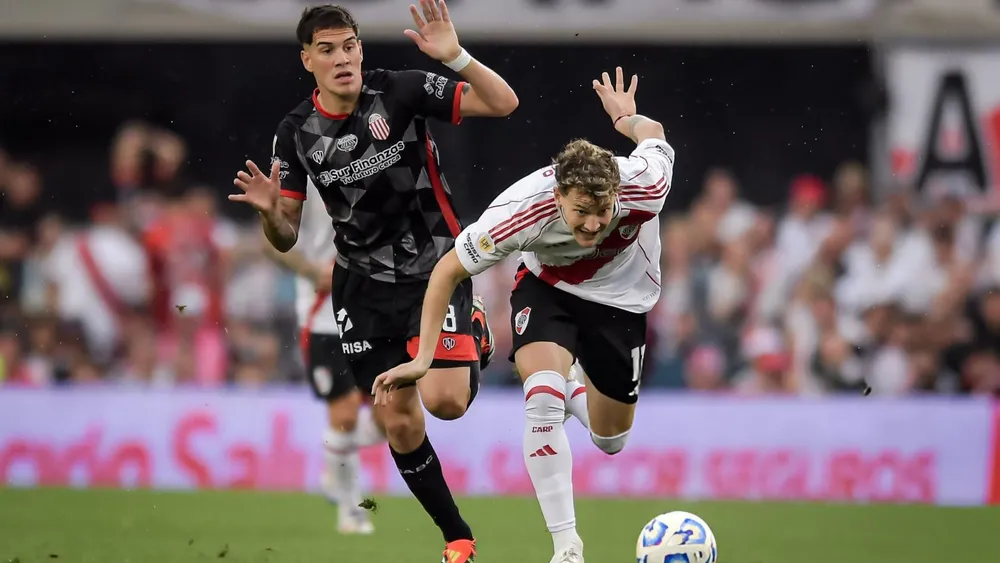 Facundo Colidio River Barracas Central Apertura