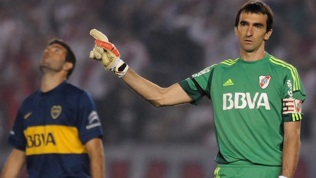 Marcelo Barovero ataja penal Emanuel Gigliotti