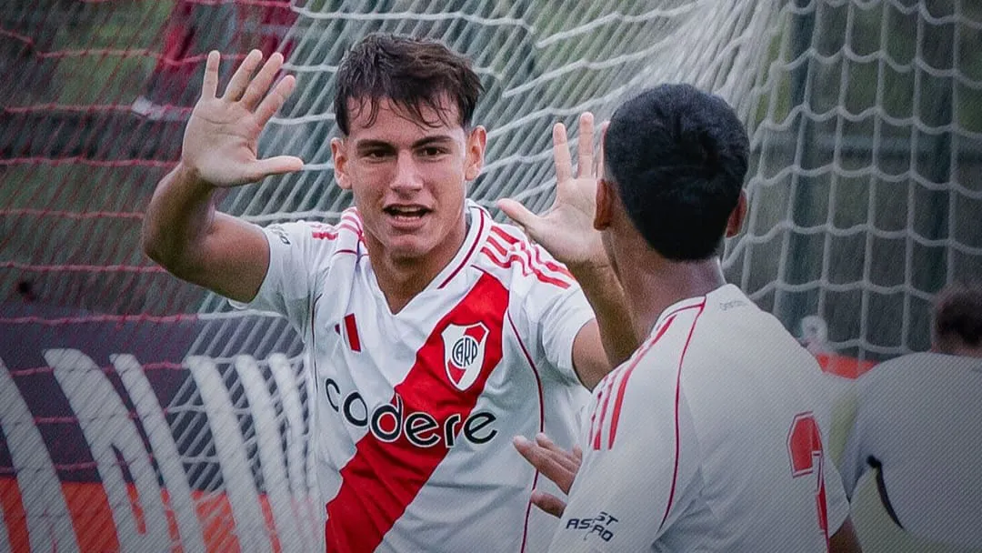 Joaquín Freitas festejo gole Reserva River