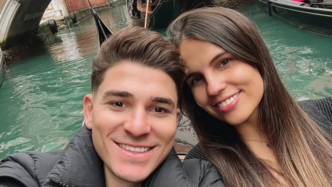 Julián Álvarez Emilia Ferrero